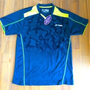 NWT Ladies Yonex cool tee L